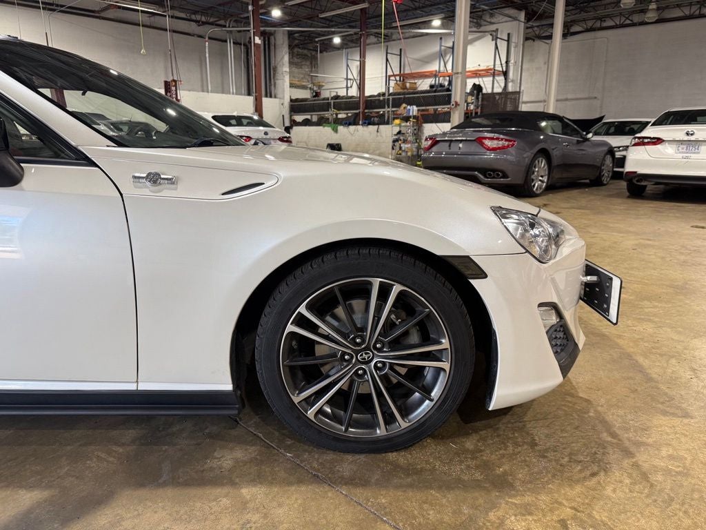 2013 Scion FR-S Base