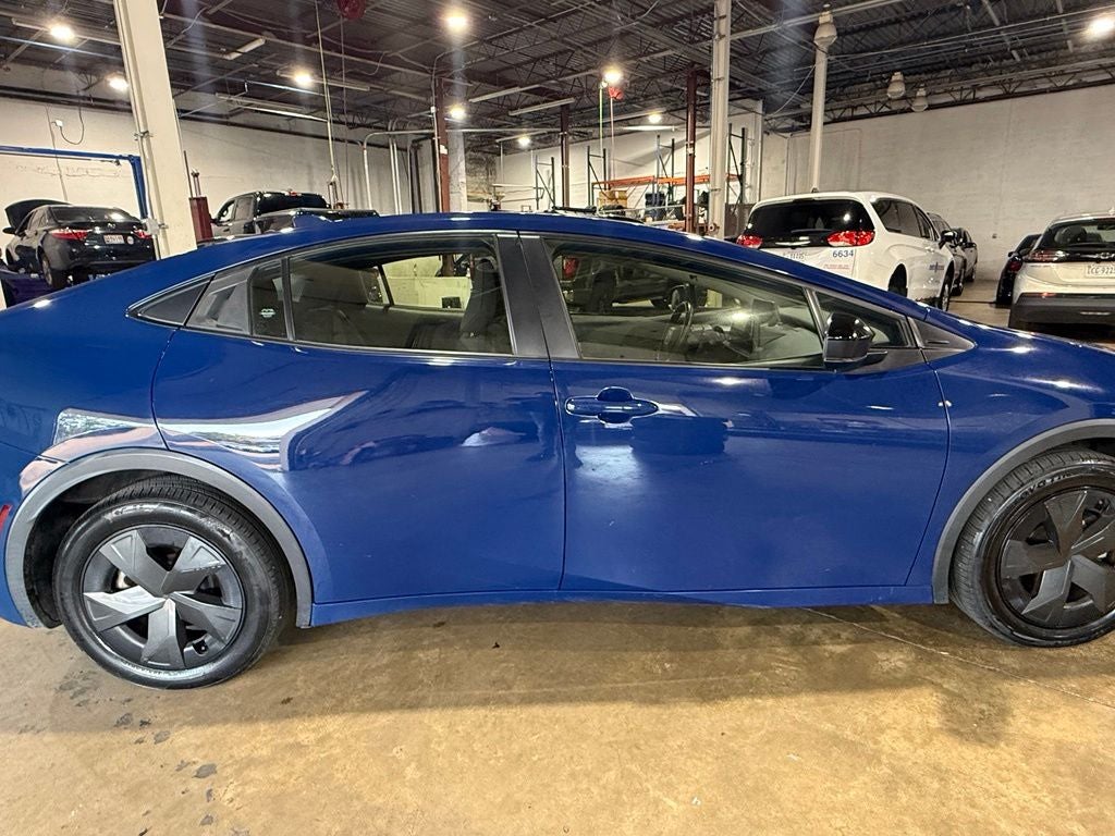 2023 Toyota Prius LE