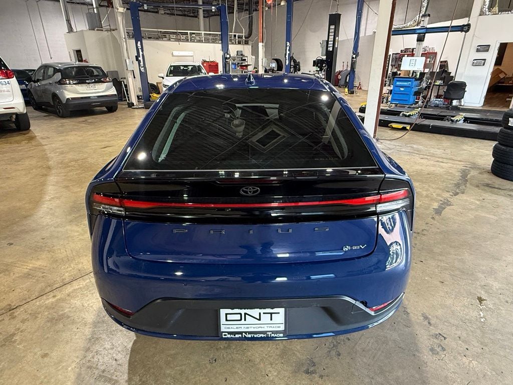 2023 Toyota Prius LE