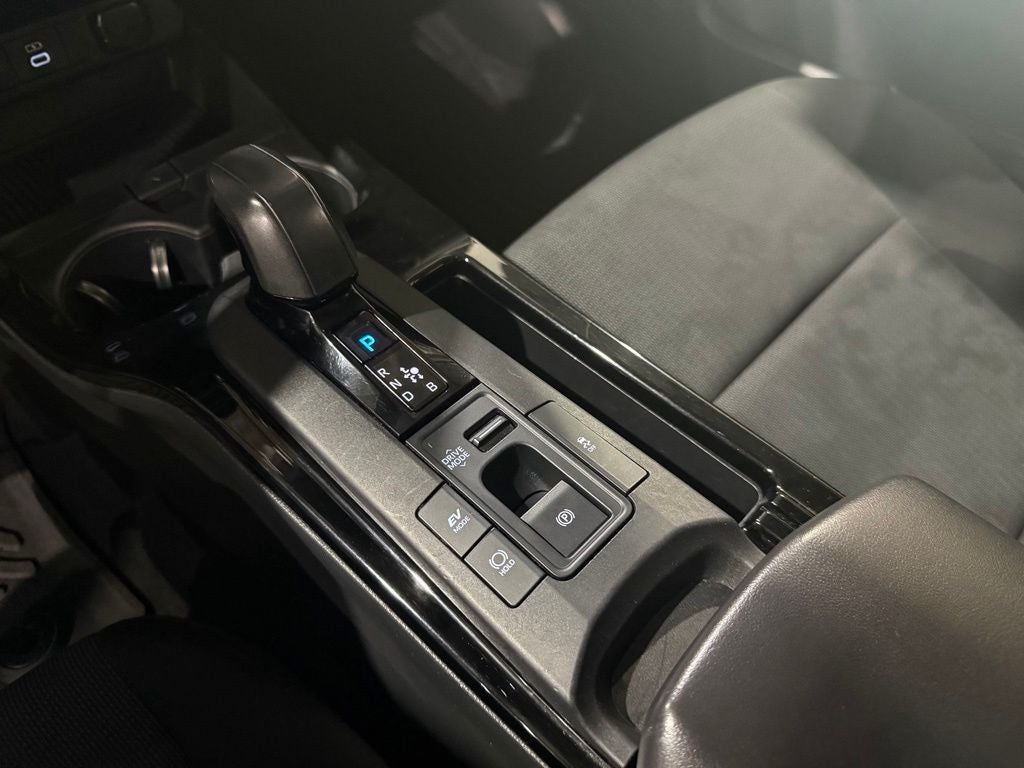 2023 Toyota Prius LE