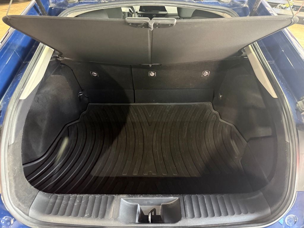 2023 Toyota Prius LE
