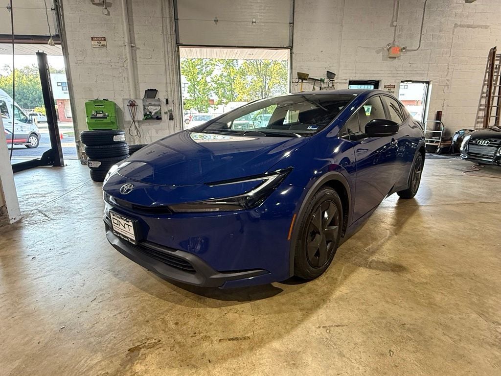2023 Toyota Prius LE