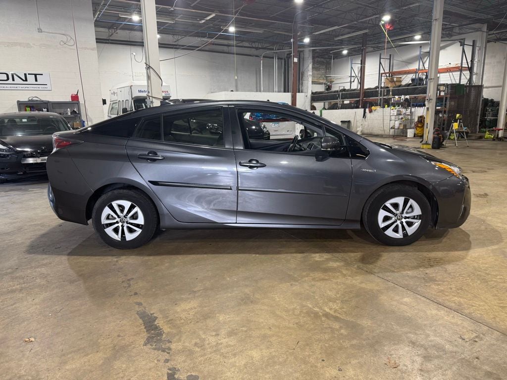 2017 Toyota Prius Three