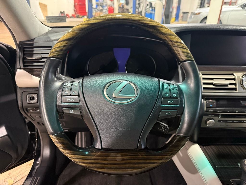 2017 Lexus LS 460