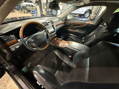 2011 Lexus LS 460