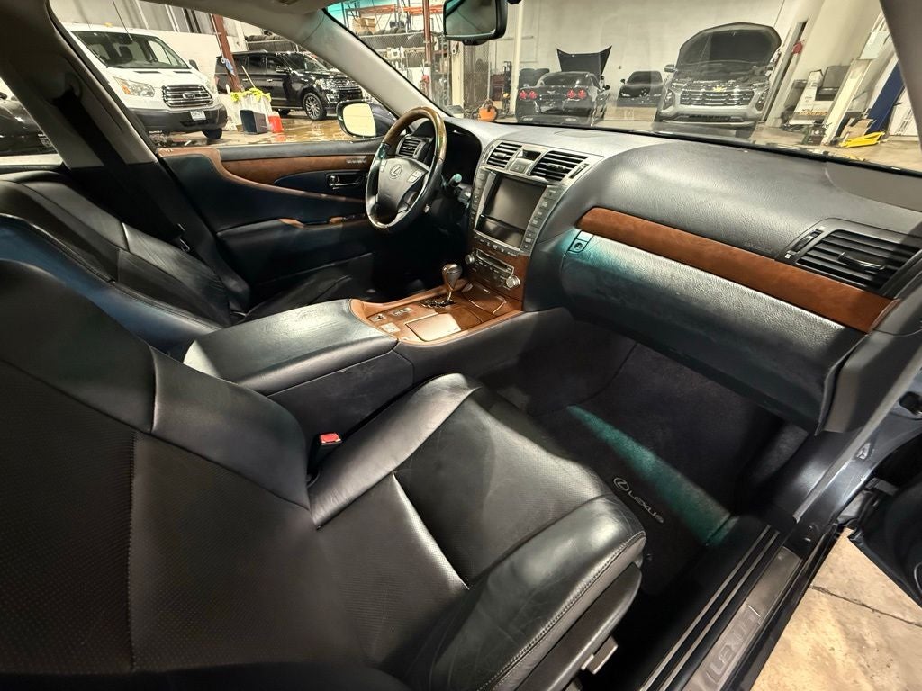 2011 Lexus LS 460