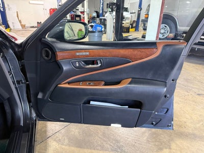 2011 Lexus LS 460