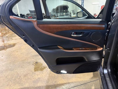 2011 Lexus LS 460