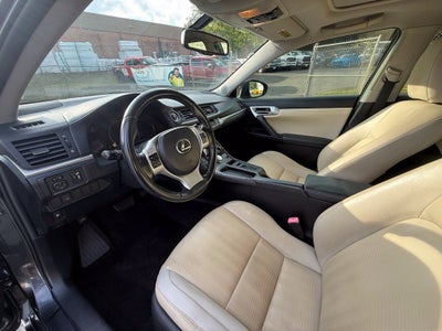 2011 Lexus CT 200h Premium