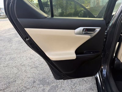 2011 Lexus CT 200h Premium
