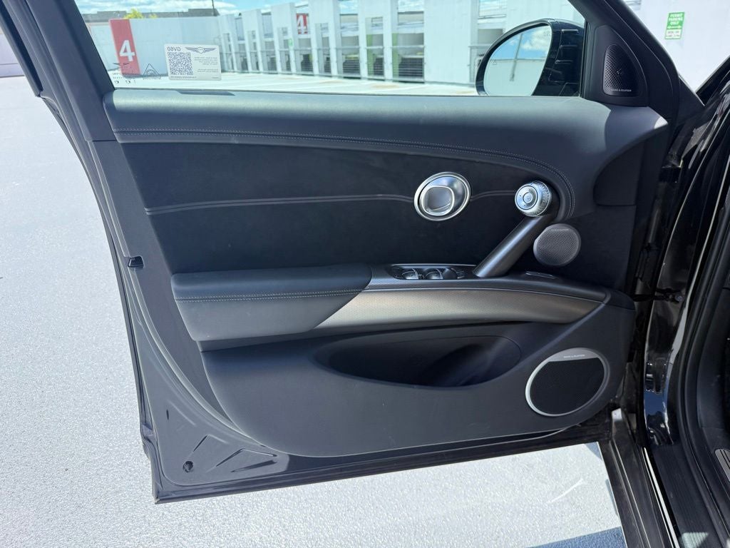 2024 Genesis GV60 Performance