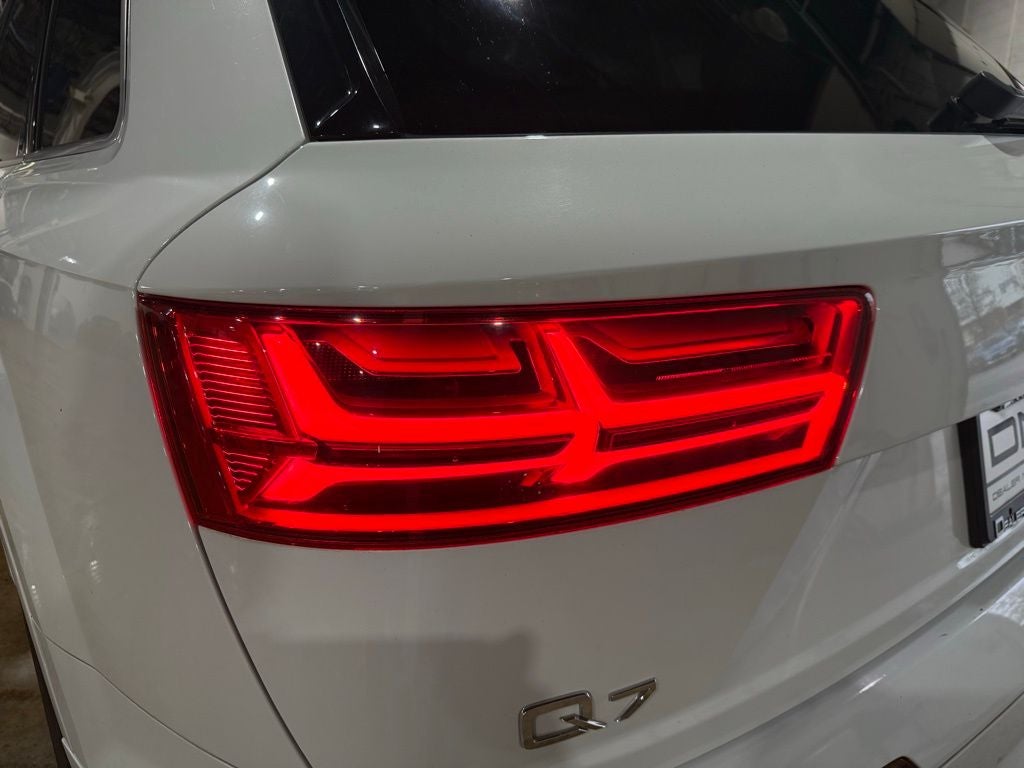 2017 Audi Q7 3.0T Premium quattro