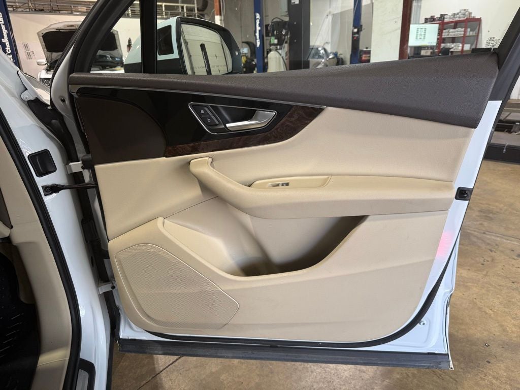 2017 Audi Q7 3.0T Premium Plus quattro