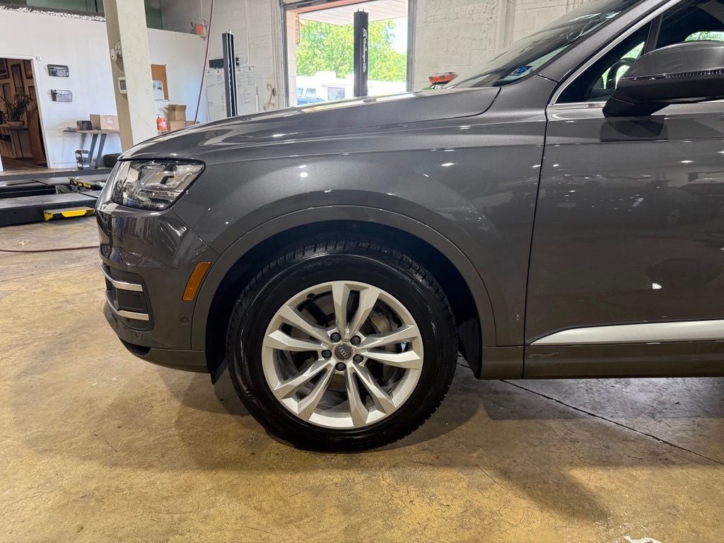2019 Audi Q7 55 Premium Plus quattro