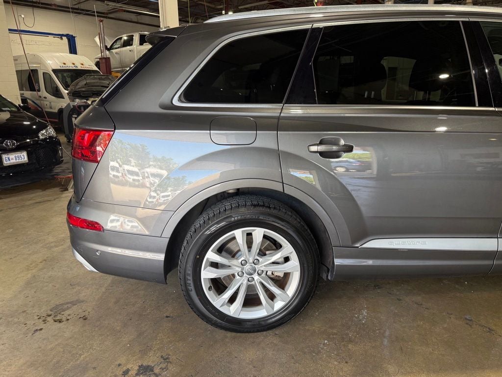 2019 Audi Q7 55 Premium Plus quattro