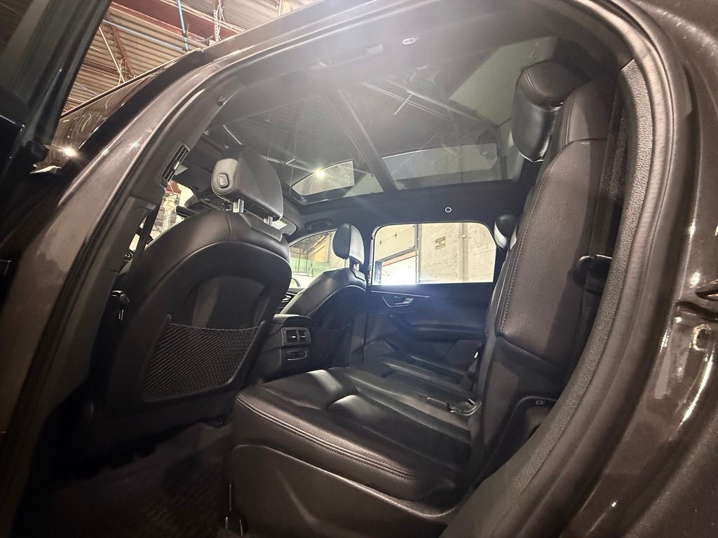 2019 Audi Q7 55 Premium Plus quattro