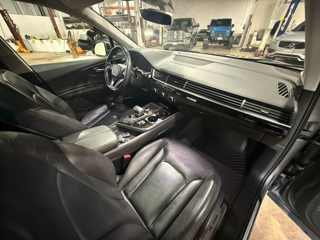 2017 Audi Q7 3.0T Premium Plus quattro