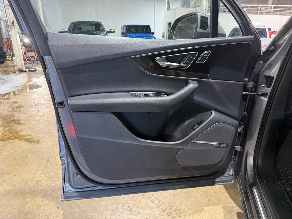 2017 Audi Q7 3.0T Premium Plus quattro