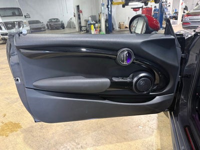 2017 MINI John Cooper Works Base