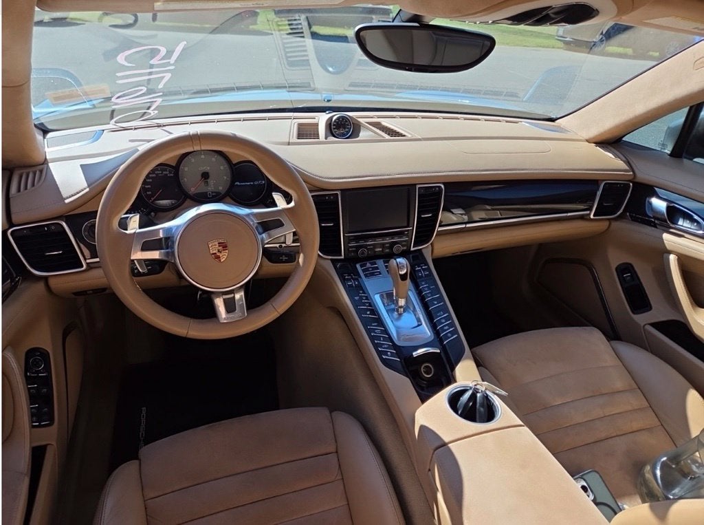 2013 Porsche Panamera GTS