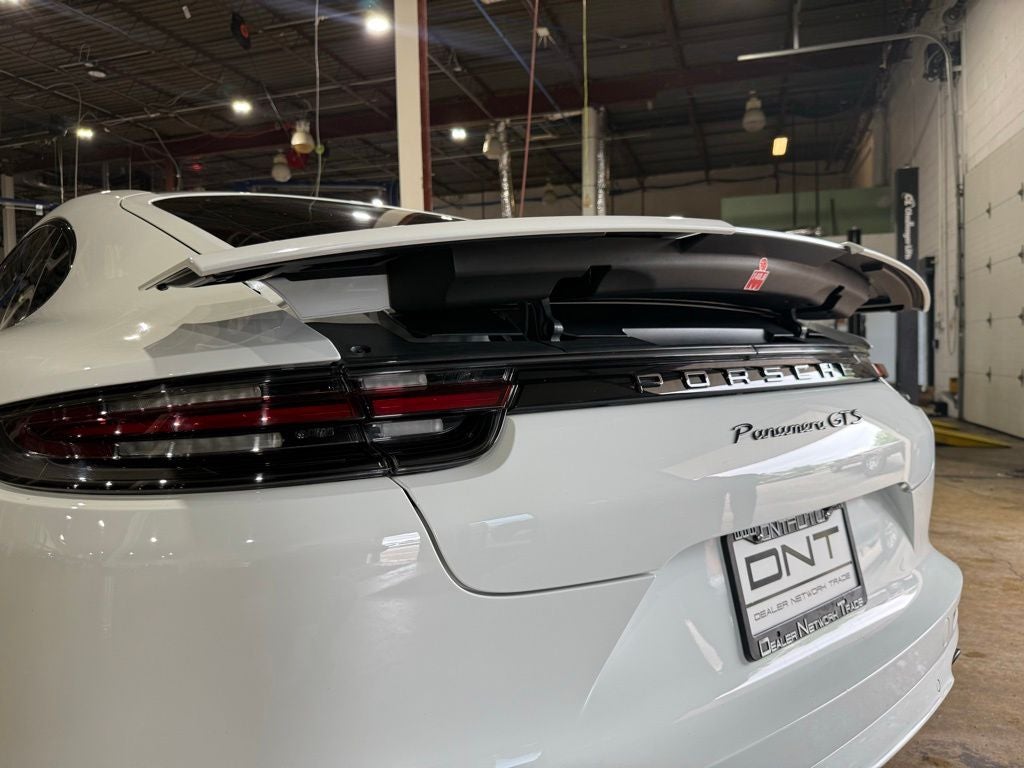 2019 Porsche Panamera GTS