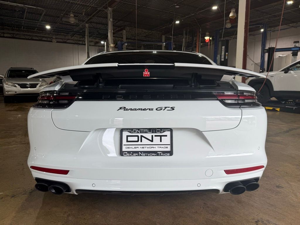 2019 Porsche Panamera GTS