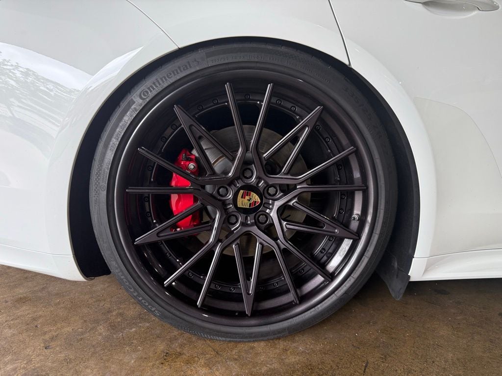 2019 Porsche Panamera GTS