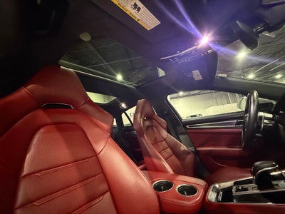 2019 Porsche Panamera GTS