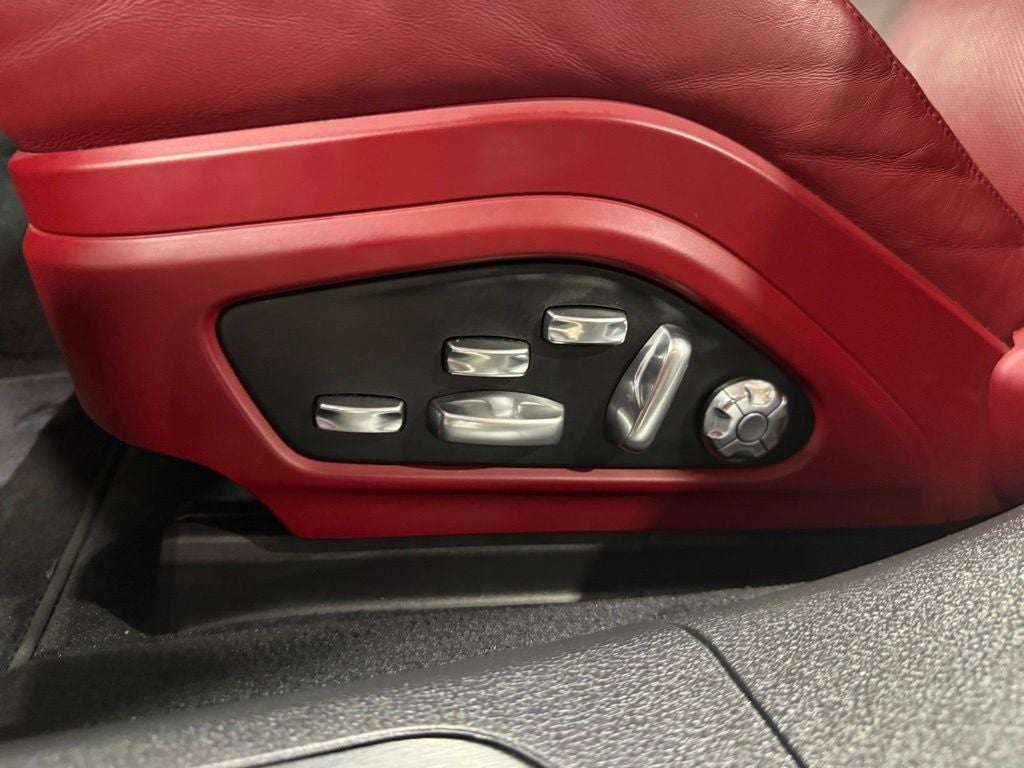 2019 Porsche Panamera GTS