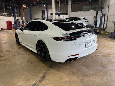 2019 Porsche Panamera GTS