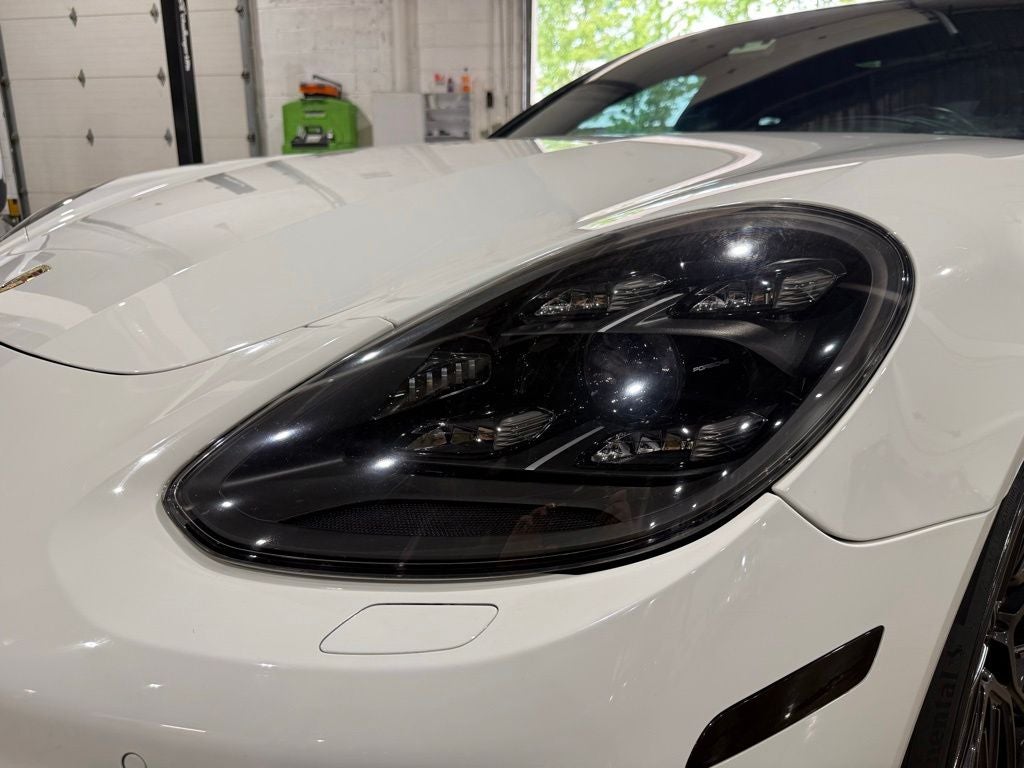 2019 Porsche Panamera GTS