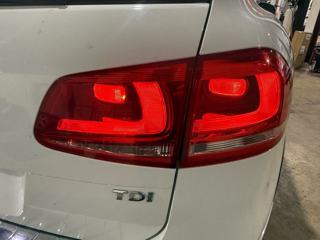 2014 Volkswagen Touareg V6 TDI Lux
