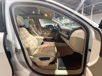 2014 Volkswagen Touareg V6 TDI Lux