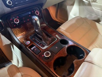 2014 Volkswagen Touareg V6 TDI Lux