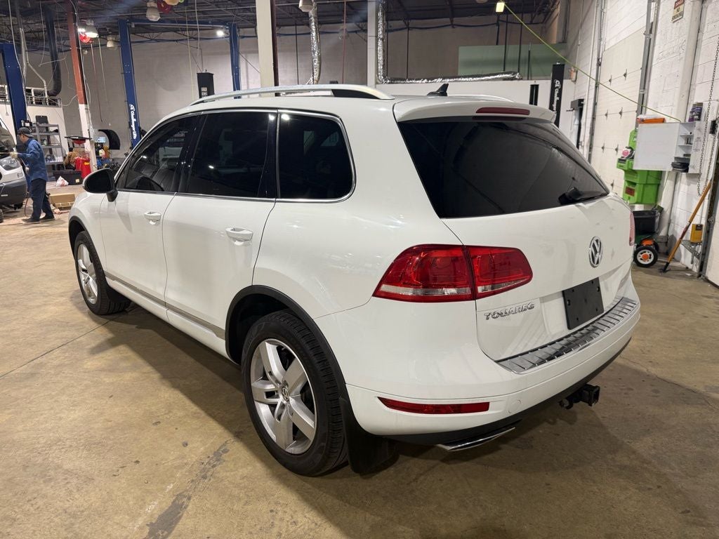 2014 Volkswagen Touareg V6 TDI Lux