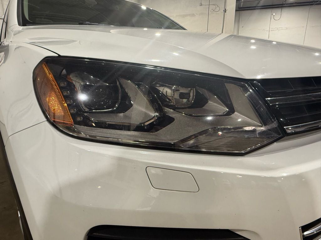 2014 Volkswagen Touareg V6 TDI Lux