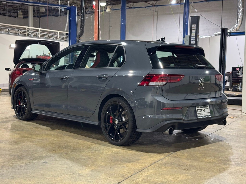 2024 Volkswagen Golf GTI SE