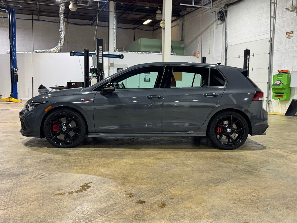 2024 Volkswagen Golf GTI SE