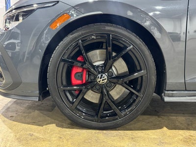 2024 Volkswagen Golf GTI SE