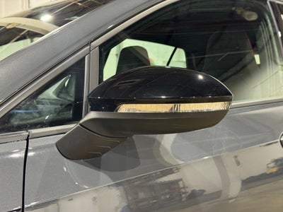 2024 Volkswagen Golf GTI SE