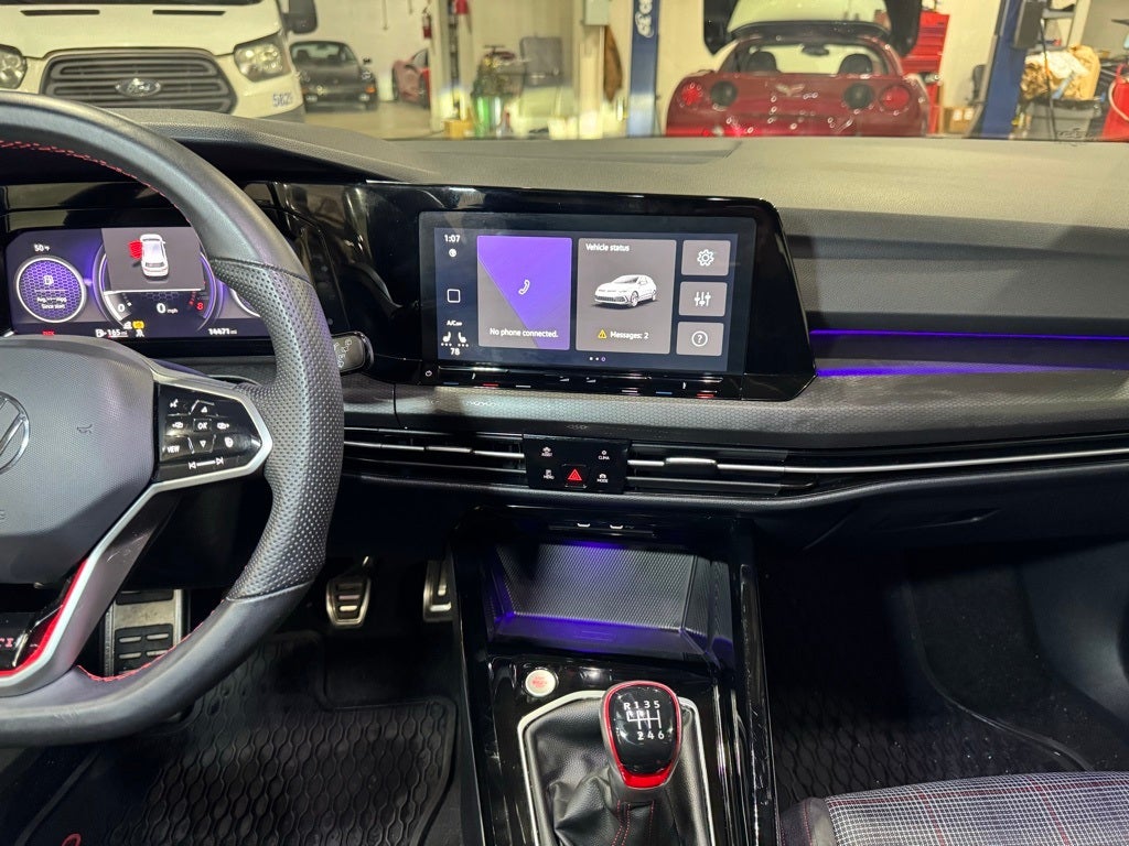 2024 Volkswagen Golf GTI SE