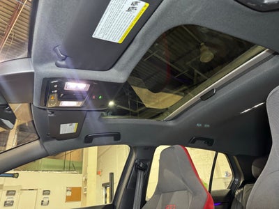 2024 Volkswagen Golf GTI SE