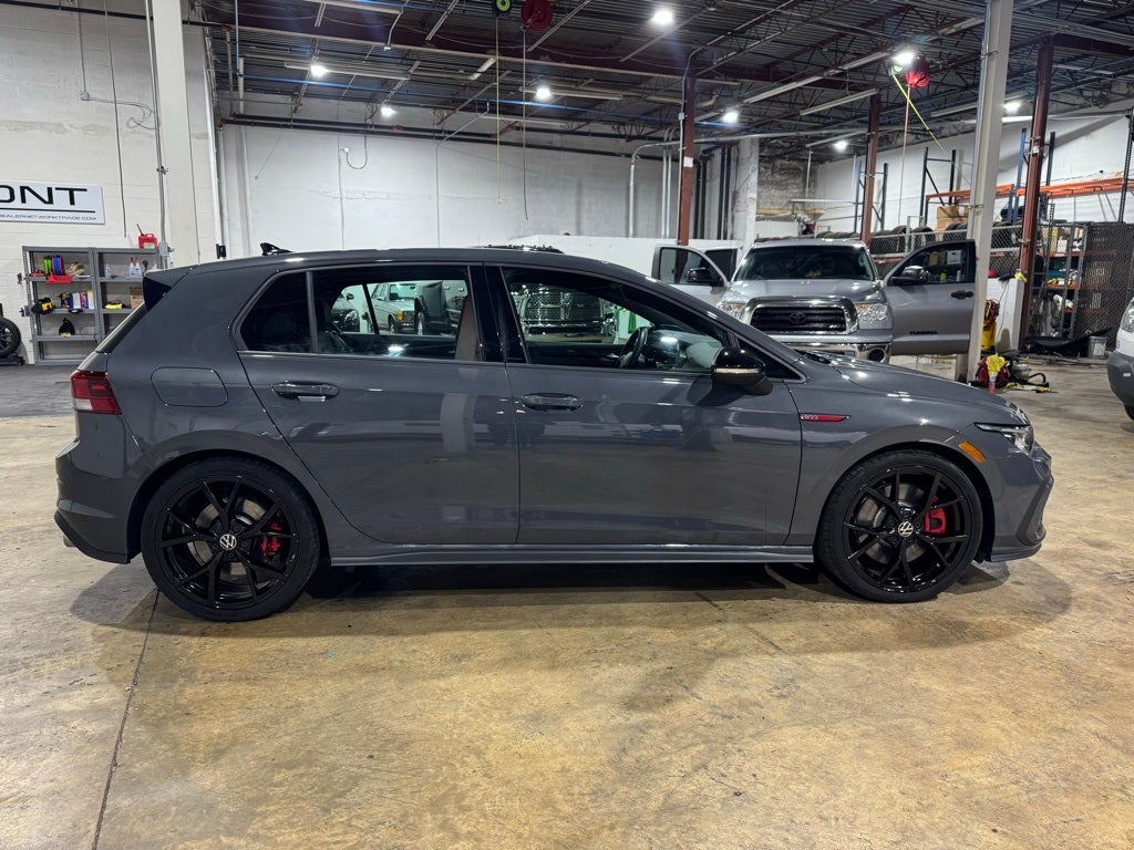 2024 Volkswagen Golf GTI SE
